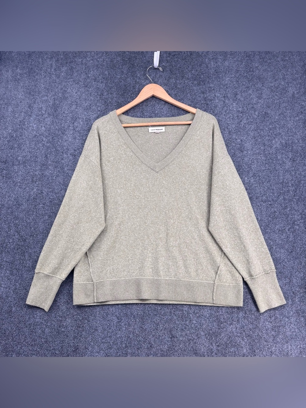 Lucky Brand Cozy Soft Green Boxy Minimalist V Neck Sweater Women’s L